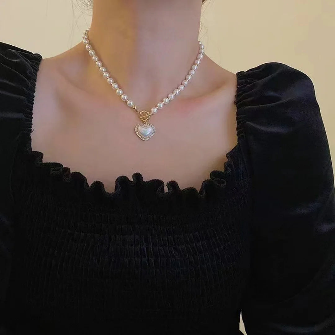 Elegant Pearl Necklace for Women Heart Pendant Necklaces Luxury Imitation Pearls Chain Necklaces Korean Jewelry Girls Gifts